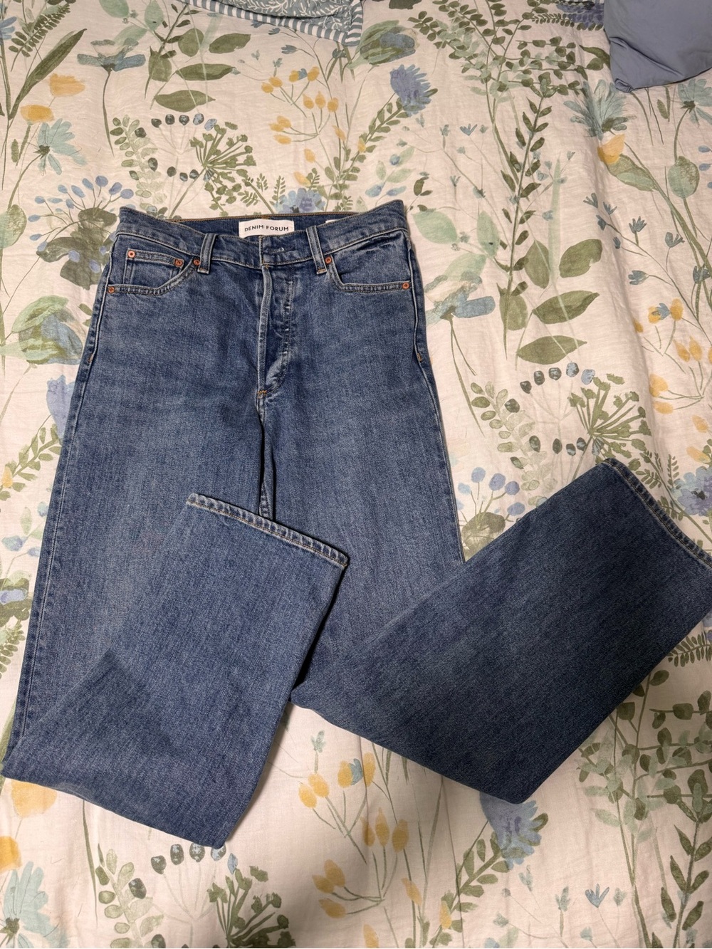 Aritzia Denim Forum high rise straight jeans